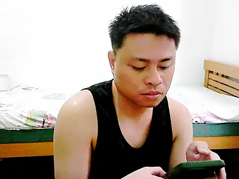 Snapshot of SirViceBoy2020 chatting on December 19, 2025, 12:17 am SirViceBoy2020 online show from December 19, 2025, 12:17 am