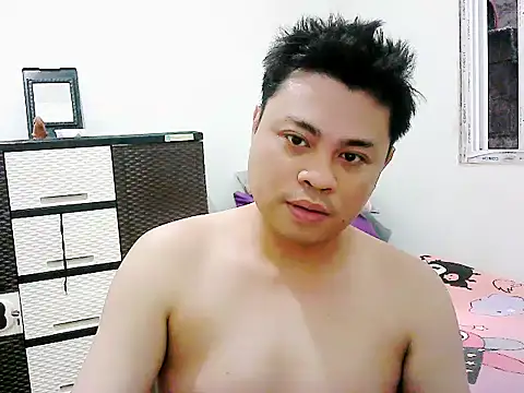 Snapshot of SirViceBoy2020 chatting on July 12, 2026, 9:33 am SirViceBoy2020 online show from July 12, 2026, 9:33 am