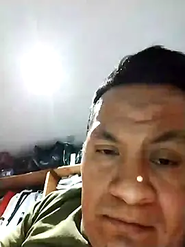 gusaven online show from March 18, 2025, 9:42 am