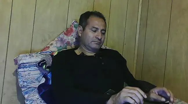 dantehot2020 online show from December 25, 2024, 5:05 am