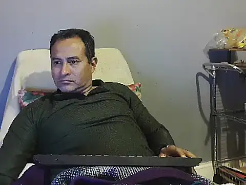 dantehot2020 online show from January 12, 2025, 7:32 am