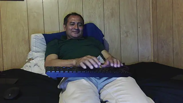 dantehot2020 online show from November 28, 2025, 3:31 am