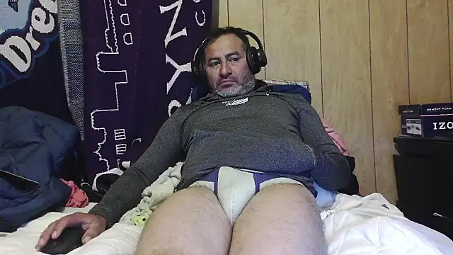 dantehot2020 online show from February 7, 2026, 1:53 am