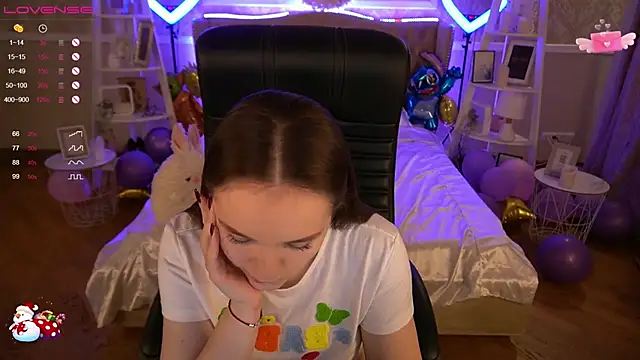 FoxyShy online show from January 25, 2025, 12:37 pm