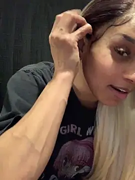 Rakiyahcharms online show from February 27, 2025, 7:15 pm