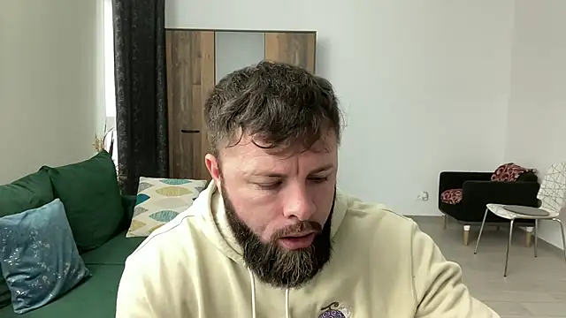 Snapshot of AlphaSparks chatting on December 5, 2024, 7:49 am AlphaSparks online show from December 5, 2024, 7:49 am