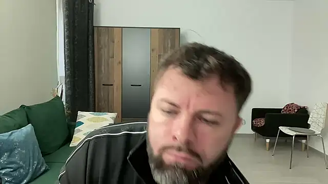 Snapshot of AlphaSparks chatting on December 11, 2024, 6:36 am AlphaSparks online show from December 11, 2024, 6:36 am