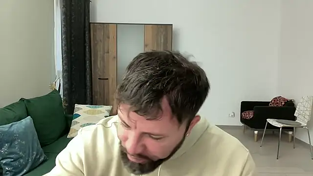 Snapshot of AlphaSparks chatting on December 12, 2024, 6:57 am AlphaSparks online show from December 12, 2024, 6:57 am