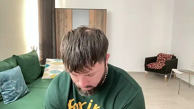 Snapshot of AlphaSparks chatting on December 18, 2024, 7:04 am AlphaSparks online show from December 18, 2024, 7:04 am