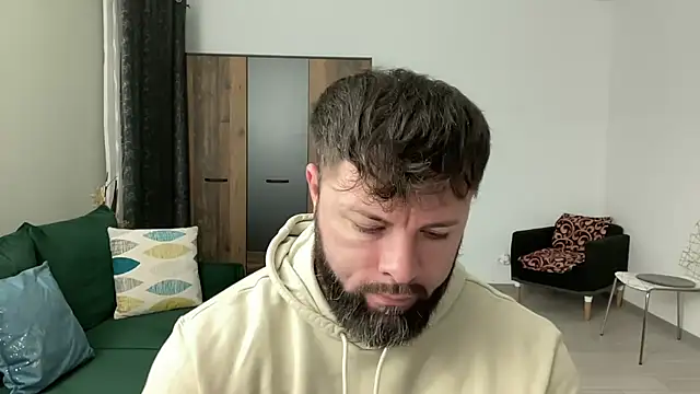 Snapshot of AlphaSparks chatting on January 8, 2025, 3:40 am AlphaSparks online show from January 8, 2025, 3:40 am