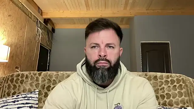 Snapshot of AlphaSparks chatting on October 20, 2025, 2:56 am AlphaSparks online show from October 20, 2025, 2:56 am