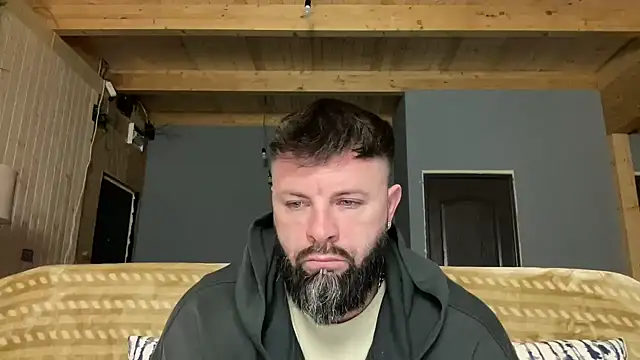 Snapshot of AlphaSparks chatting on November 1, 2025, 4:14 am AlphaSparks online show from November 1, 2025, 4:14 am