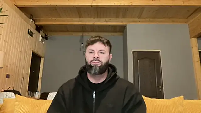 Snapshot of AlphaSparks chatting on December 1, 2025, 3:55 am AlphaSparks online show from December 1, 2025, 3:55 am