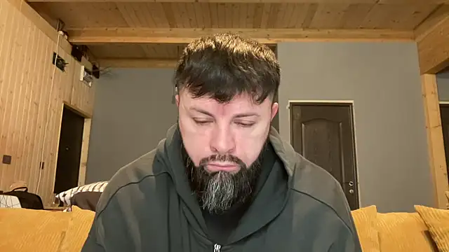 Snapshot of AlphaSparks chatting on December 3, 2025, 3:47 am AlphaSparks online show from December 3, 2025, 3:47 am