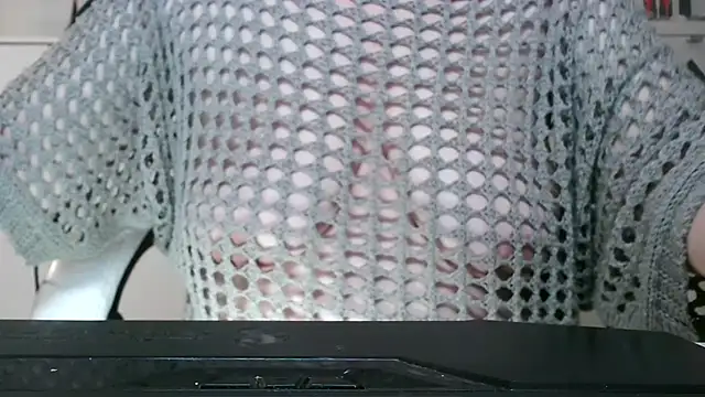 heidi60 online show from December 14, 2024, 6:52 pm