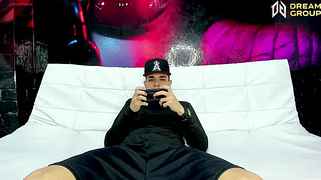 AmazingPartys online show from April 20, 2026, 7:22 am