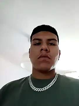 mikeeeeeell online show from September 24, 2025, 3:26 pm