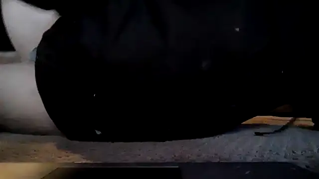 Loki180 online show from December 5, 2025, 9:29 am