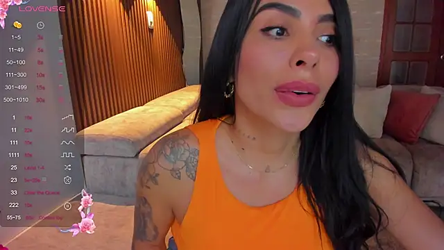 Sarah Stone  online show from September 12, 2025, 9:26 pm