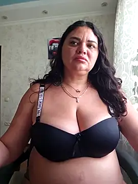 littleRikka online show from October 31, 2025, 10:38 am