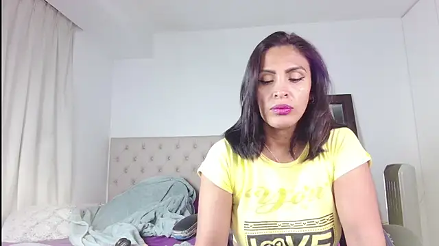 ms freyax online show from June 21, 2026, 4:15 am