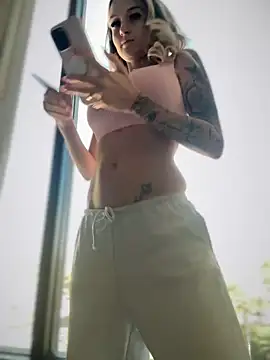  Rapunzel  online show from September 19, 2025, 5:57 pm