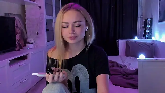 Snapshot of MaryDreaminess chatting on September 18, 2025, 8:22 pm MaryDreaminess online show from September 18, 2025, 8:22 pm