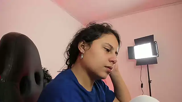 AbbyTaylorr online show from November 28, 2025, 5:59 pm