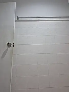 Snapshot of fuckerplayer1 chatting on December 15, 2025, 3:38 pm fuckerplayer1 online show from December 15, 2025, 3:38 pm