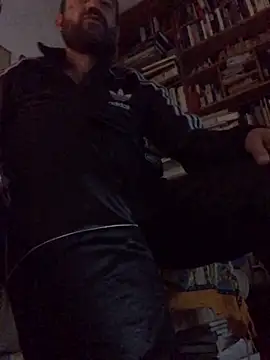 fuckerplayer1 online show from May 19, 2026, 7:53 pm