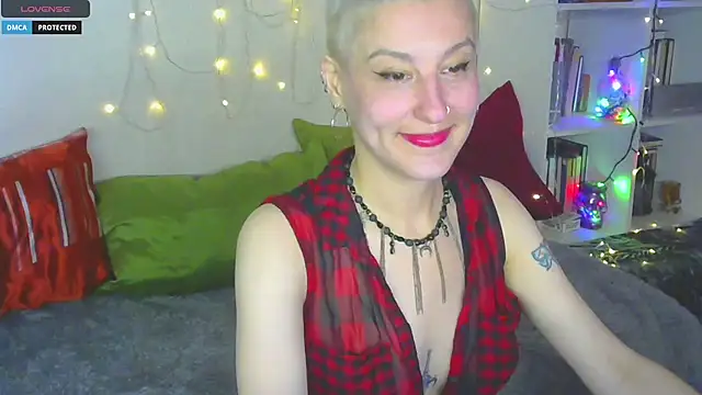 Snapshot of MartaBounty chatting on July 24, 2026, 8:18 pm MartaBounty online show from July 24, 2026, 8:18 pm