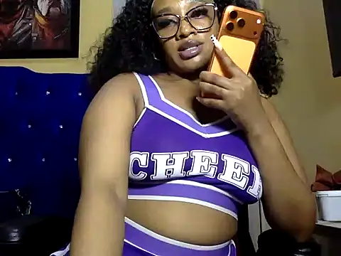 Snapshot of BOOTYBANGER24xx chatting on July 28, 2026, 11:17 am BOOTYBANGER24xx online show from July 28, 2026, 11:17 am