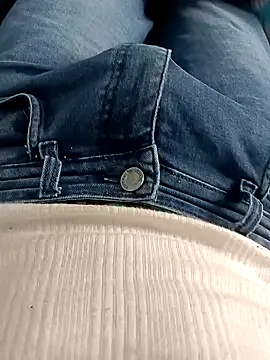 Babyucum4me online show from January 22, 2025, 4:44 am