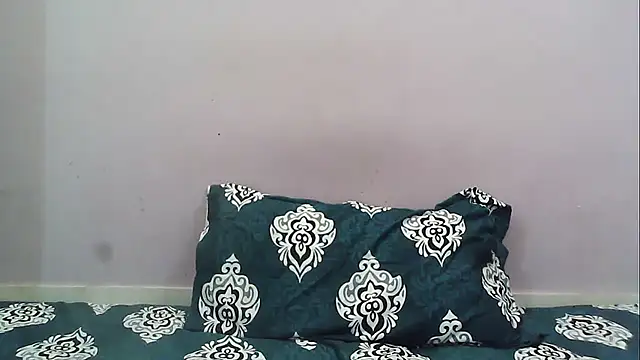 HotyRose online show from November 2, 2025, 3:36 pm