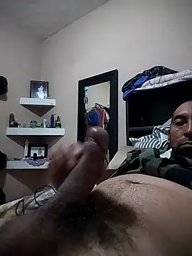 Snapshot of esefrank chatting on July 18, 2026, 7:50 pm esefrank online show from July 18, 2026, 7:50 pm