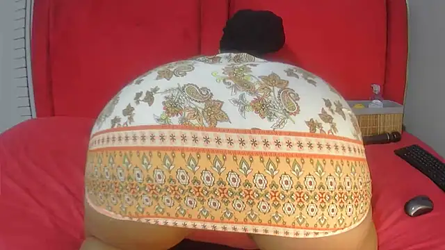 Snapshot of Sexycandyxxx chatting on October 12, 2025, 9:25 pm Sexycandyxxx online show from October 12, 2025, 9:25 pm