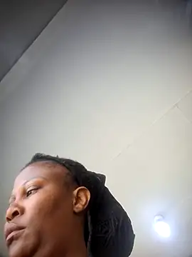 Snapshot of Sexycandyxxx chatting on October 24, 2025, 11:39 am Sexycandyxxx online show from October 24, 2025, 11:39 am