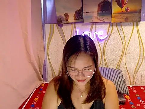 Snapshot of BURBERRY69 chatting on February 26, 2026, 5:50 am BURBERRY69 online show from February 26, 2026, 5:50 am