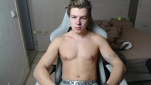 Snapshot of Sunny-Girl1 chatting on March 6, 2025, 6:19 am Sunny-Girl1 online show from March 6, 2025, 6:19 am