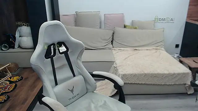 Snapshot of Sunny-Girl1 chatting on February 16, 2026, 6:31 am Sunny-Girl1 online show from February 16, 2026, 6:31 am