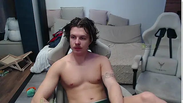 Snapshot of Sunny-Girl1 chatting on March 20, 2026, 7:46 am Sunny-Girl1 online show from March 20, 2026, 7:46 am