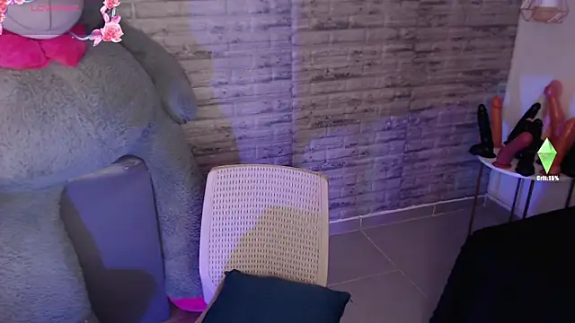 TinnaCobb online show from February 14, 2026, 1:41 pm