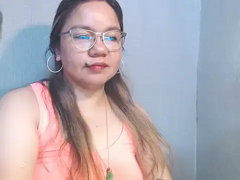 ambersmile online show from April 7, 2026, 11:48 pm