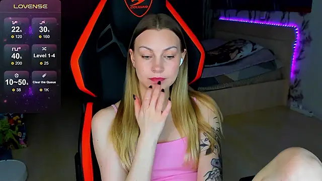 BiMolly online show from February 28, 2026, 1:12 pm