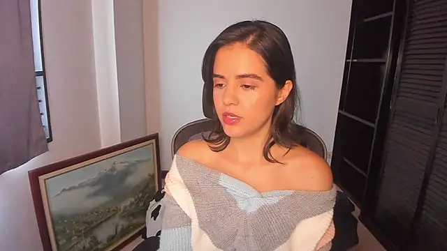 mia collins x online show from October 8, 2025, 6:05 pm