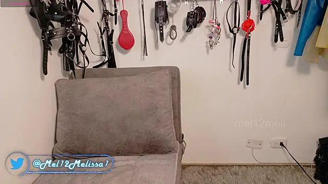 Snapshot of mel12meli chatting on October 21, 2025, 8:42 pm mel12meli online show from October 21, 2025, 8:42 pm