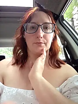 WickedAphrodite online show from April 19, 2026, 8:33 pm