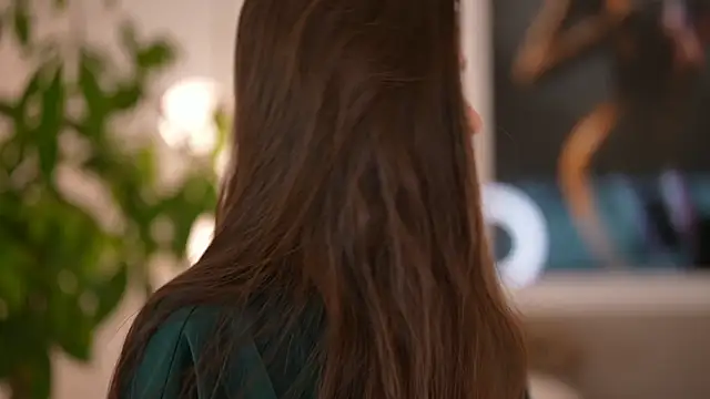 DoviaClaire online show from September 26, 2025, 6:39 am