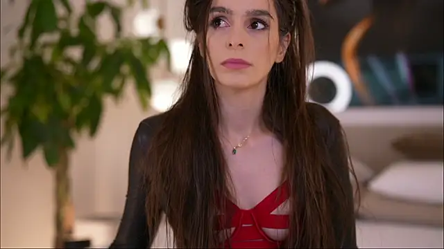 DoviaClaire online show from November 23, 2025, 6:57 am