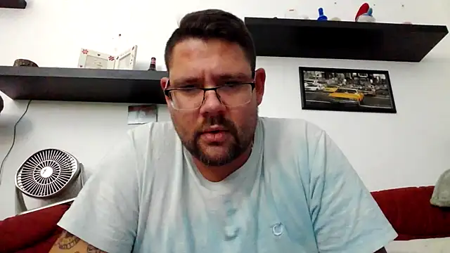 sexykevin17cm online show from November 20, 2025, 3:45 pm